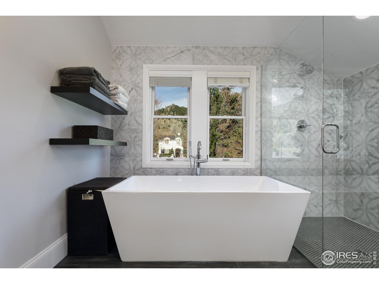 709 Baseline Road Boulder, CO 80302 - Photo 28 of 40 a bathroom with a bathtub