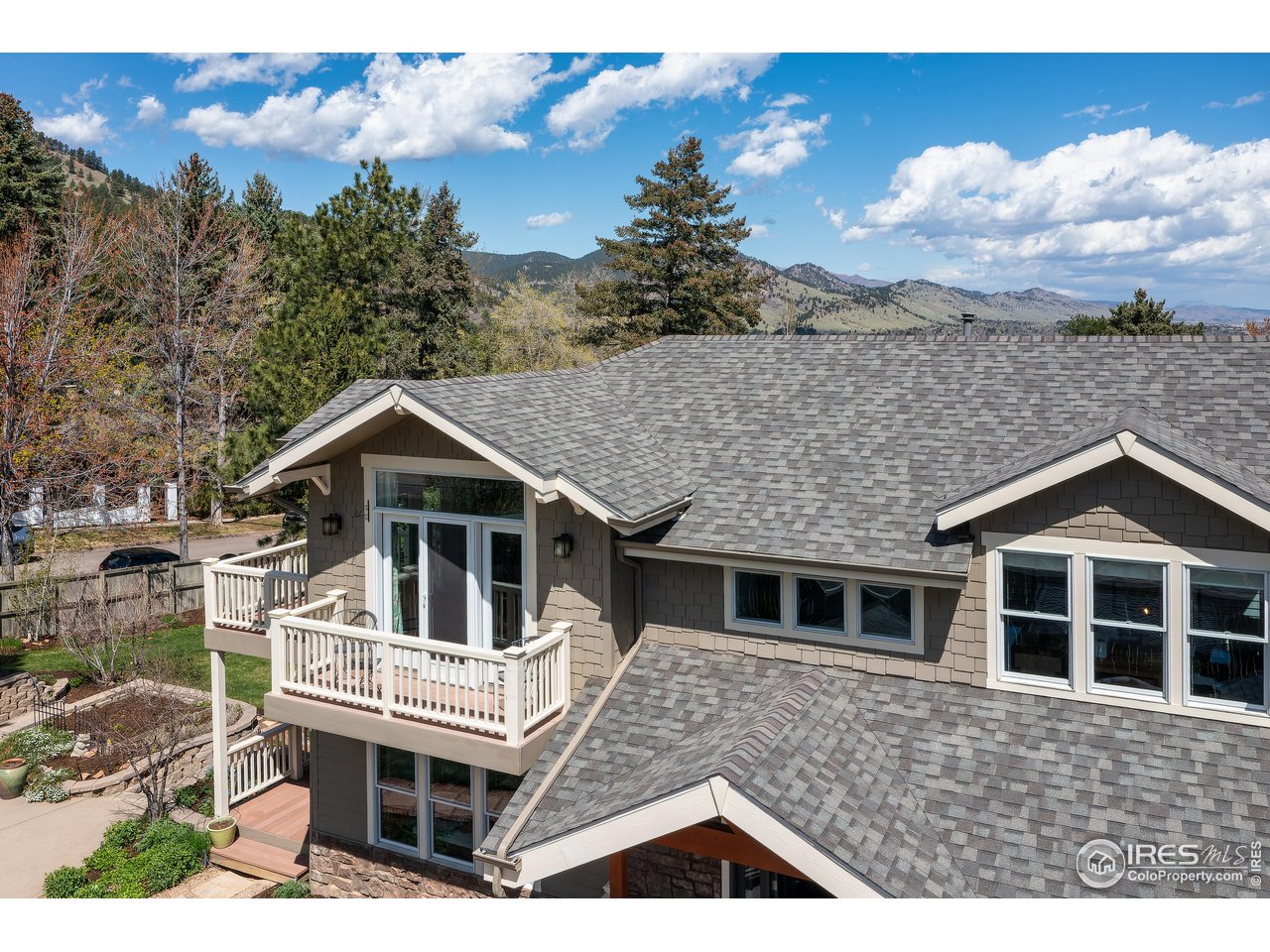 709 Baseline Road Boulder, CO 80302 - Photo 32 of 40 a front view of a house with a yard