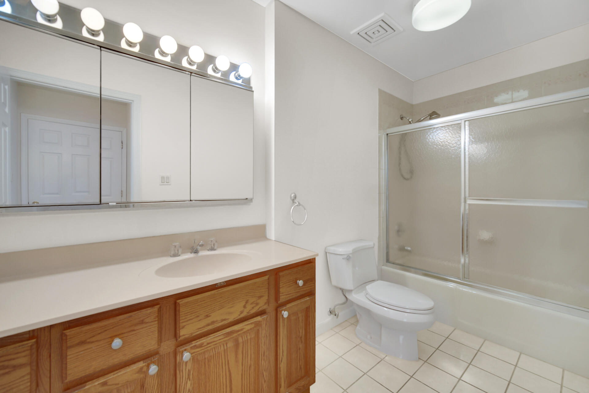 910 Ridge Road, Unit 408 Munster, IN 46321 - Photo 19 of 37 1920x1280