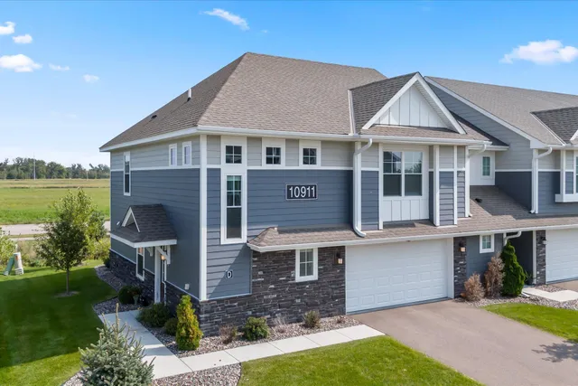 $374,000 | 10911 Zest Street Northeast, Unit D, Blaine, MN 55449
