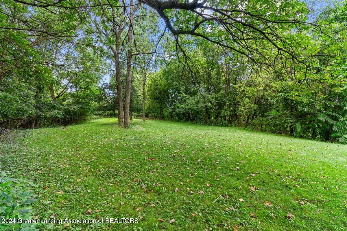 16730 Jerry Road Lansing, MI 48906 - Photo 41 of 47 27-Media Jett - 35