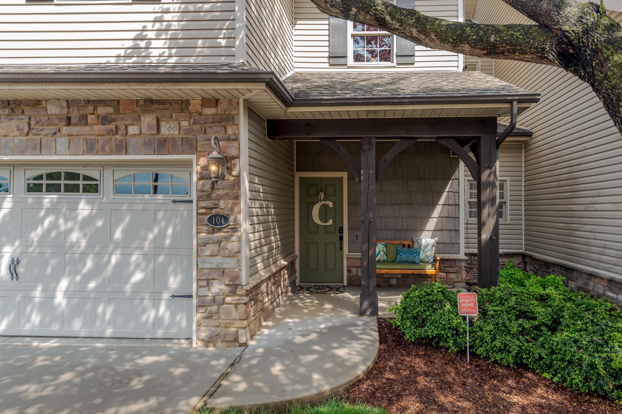1833 Duncan Road, Unit 104 Knoxville, TN 37919 - Photo 3 of 36 a front view of a house with garden