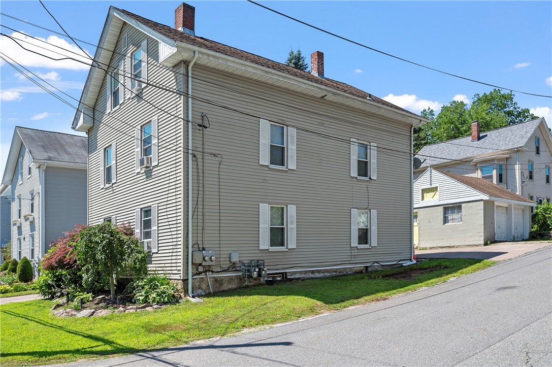 864 Lower River Road Lincoln, RI 02865 - Photo 2 of 45