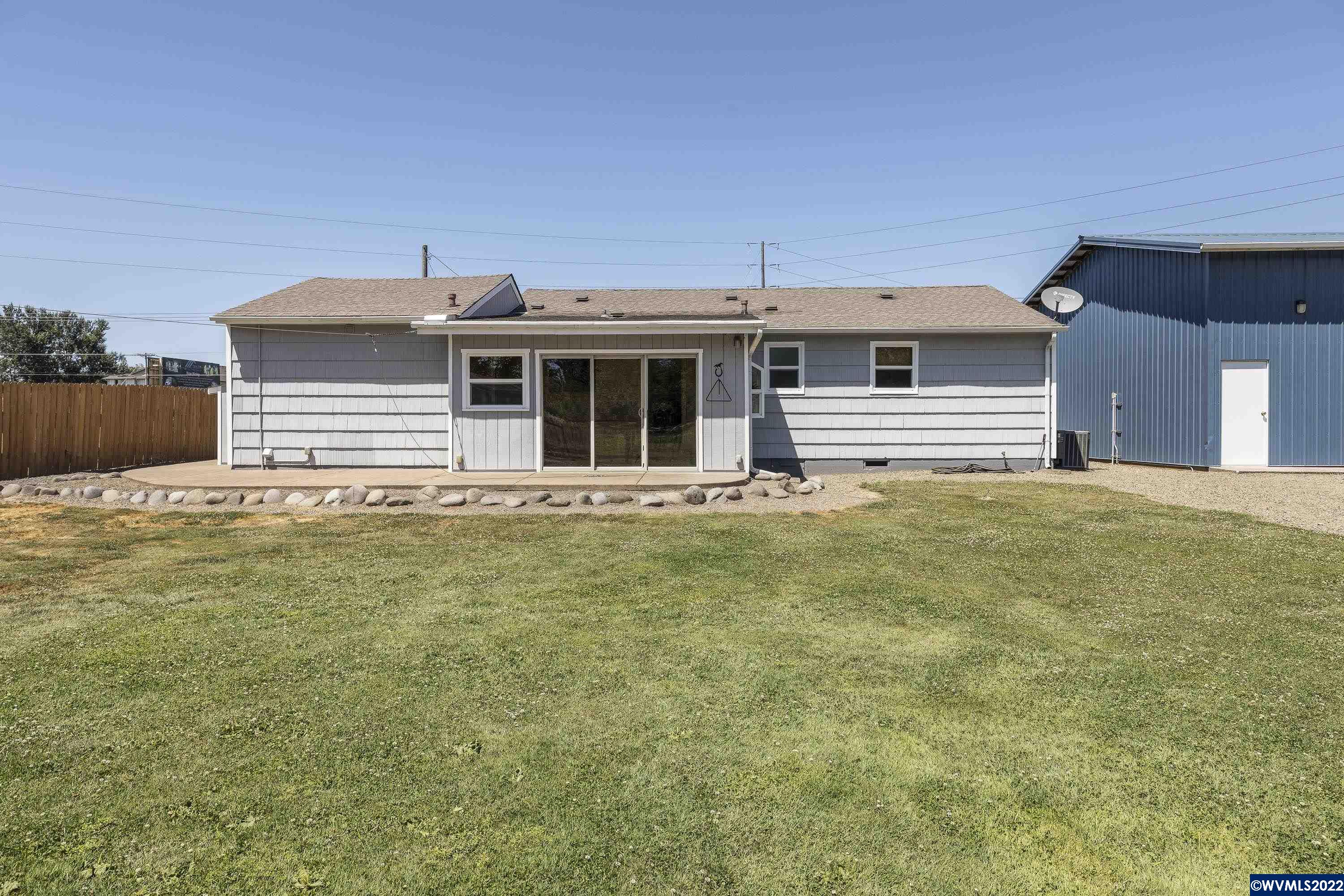 1382 Cordon Road Northeast Salem, OR 97317 - Photo 15 of 32 Gallery Image 15