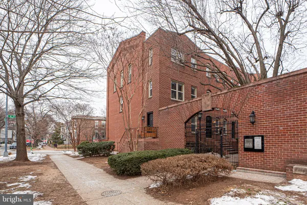$2,295 | 91 14th Street Northeast, Unit 91, Washington, DC 20002