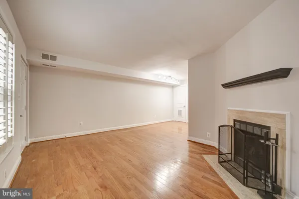 $2,295 | 91 14th Street Northeast, Unit 91, Washington, DC 20002
