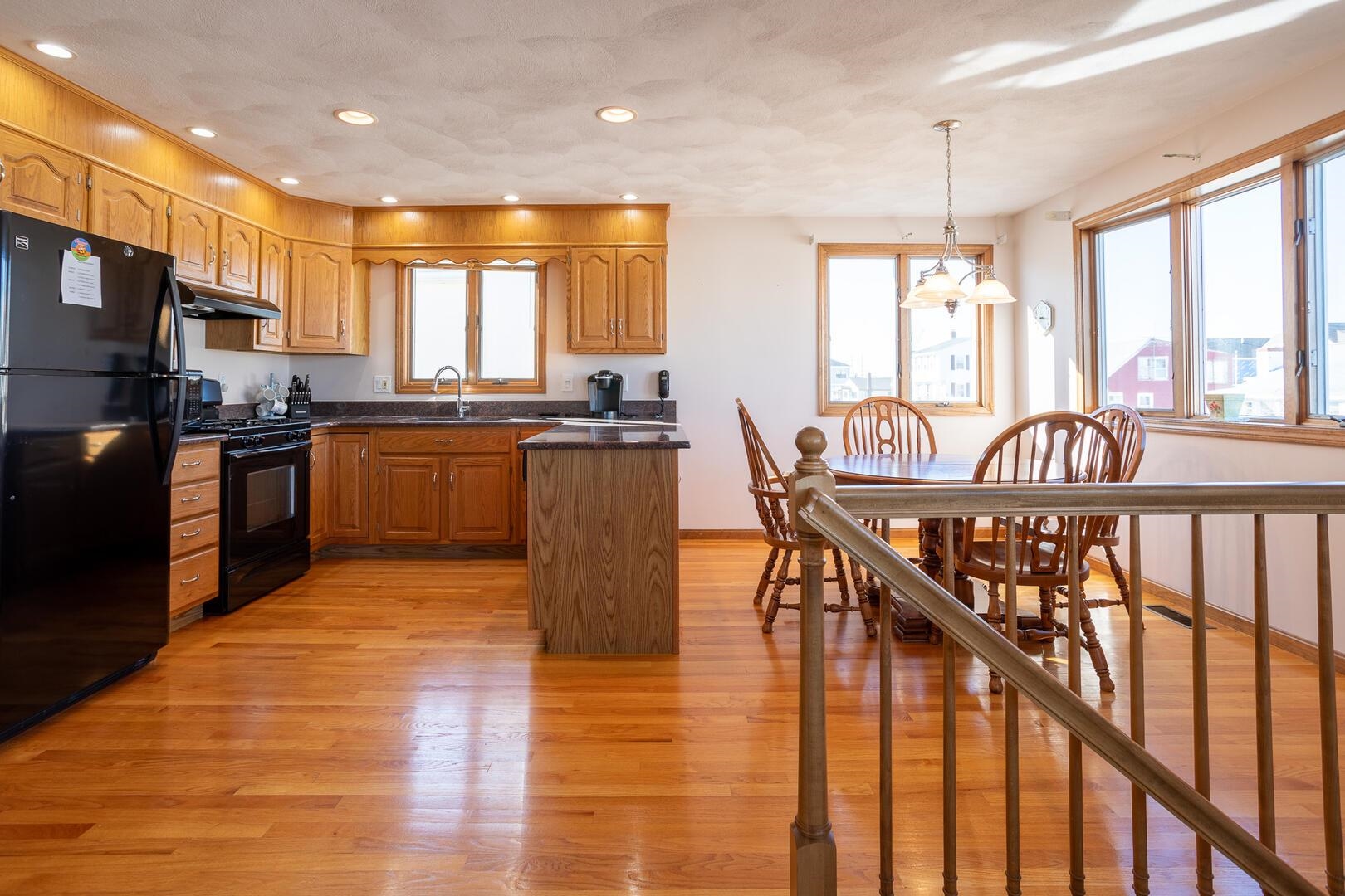 170 Tilton Street Seabrook, NH 03874 - Photo 3 of 19