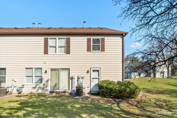 a front view of house with yard