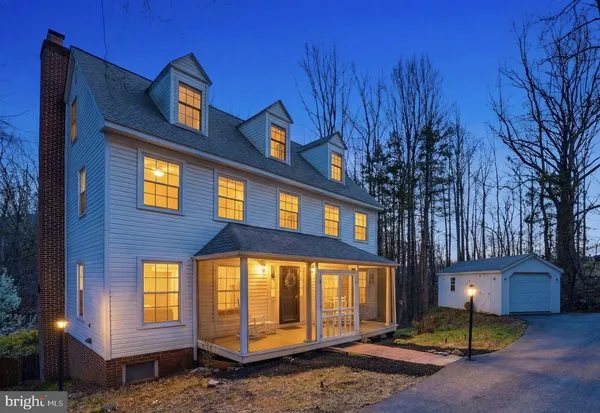 $749,900 | 8277 Lock Lane, Warrenton, VA 20186