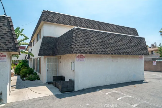 a backyard of a house