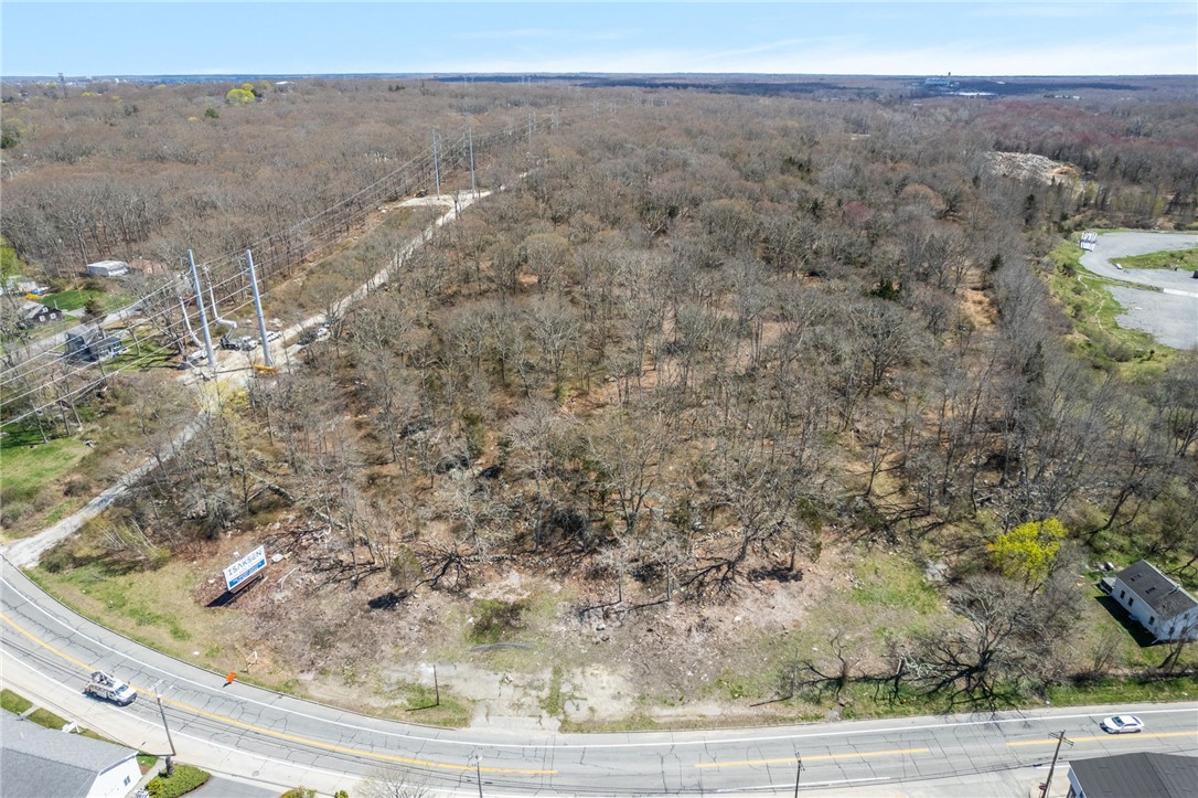994 Main Road Tiverton, RI 02878 - Photo 4 of 15