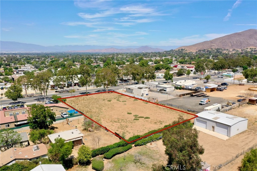 866 6th Street Norco, CA 92860 - Photo 2 of 17 a picture of city view
