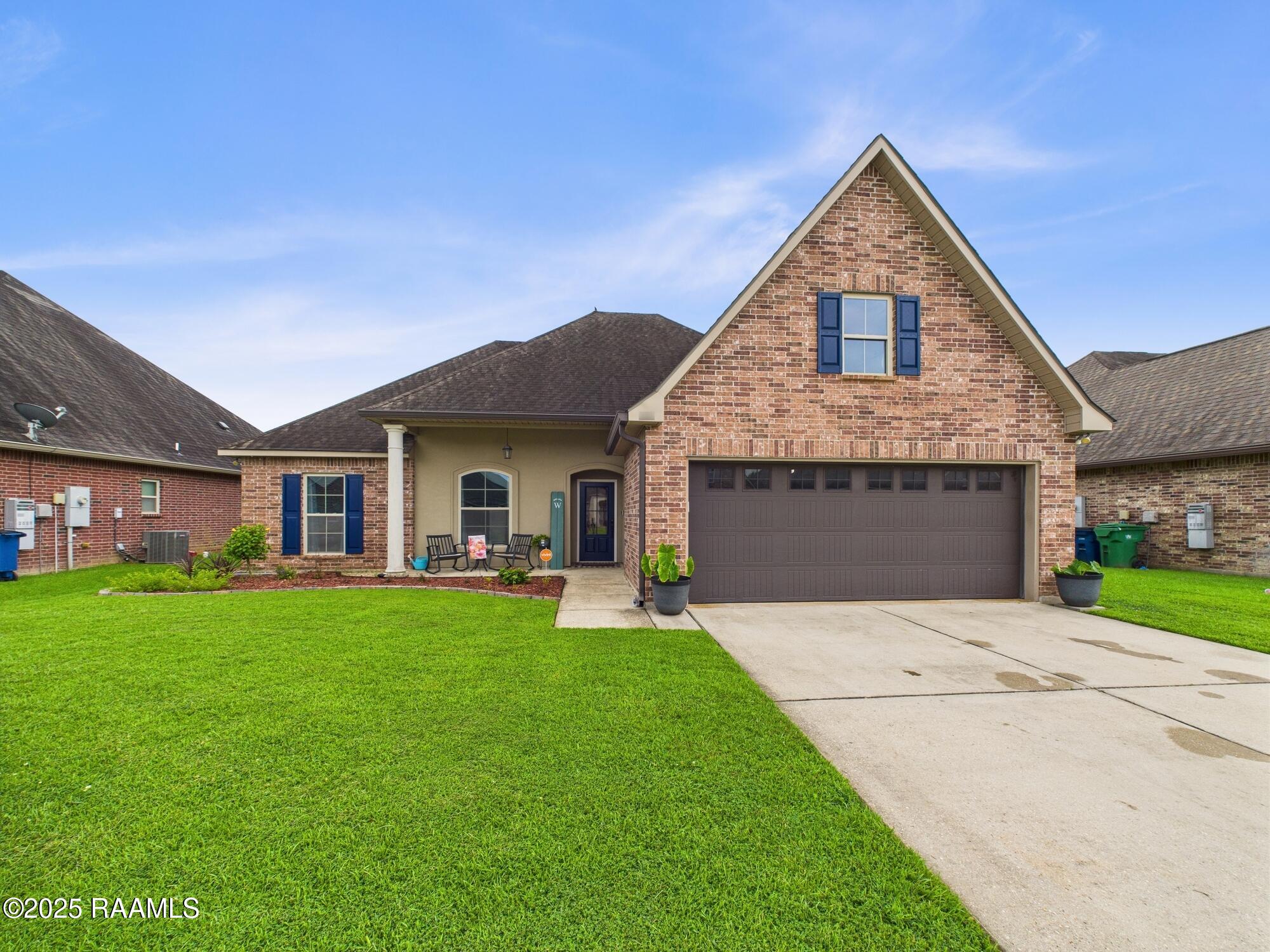 315 Arrowwood Road Youngsville, LA 70592 - Photo 2 of 19 CAM02220G0-PR0082-STILL022