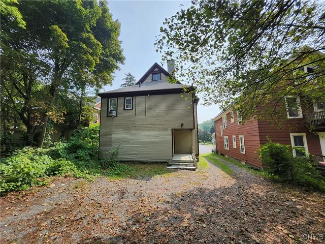 $149,000 | 3720 South Salina Street, Syracuse, NY 13205