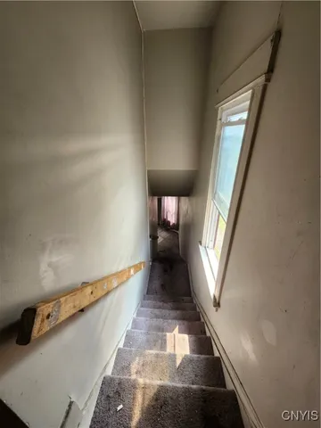 $149,000 | 3720 South Salina Street, Syracuse, NY 13205