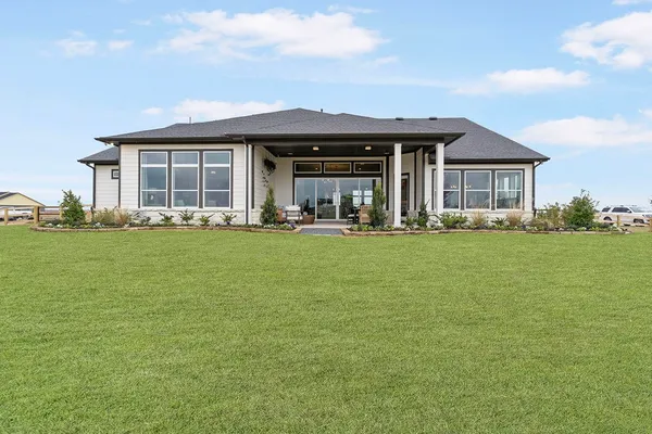 $849,925 | 2005 Whispering Oaks Lane, Waller, TX 77484