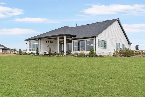 $849,925 | 2005 Whispering Oaks Lane, Waller, TX 77484