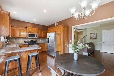 $215,000 | 12719 Walker Avenue, Kansas City, KS 66109