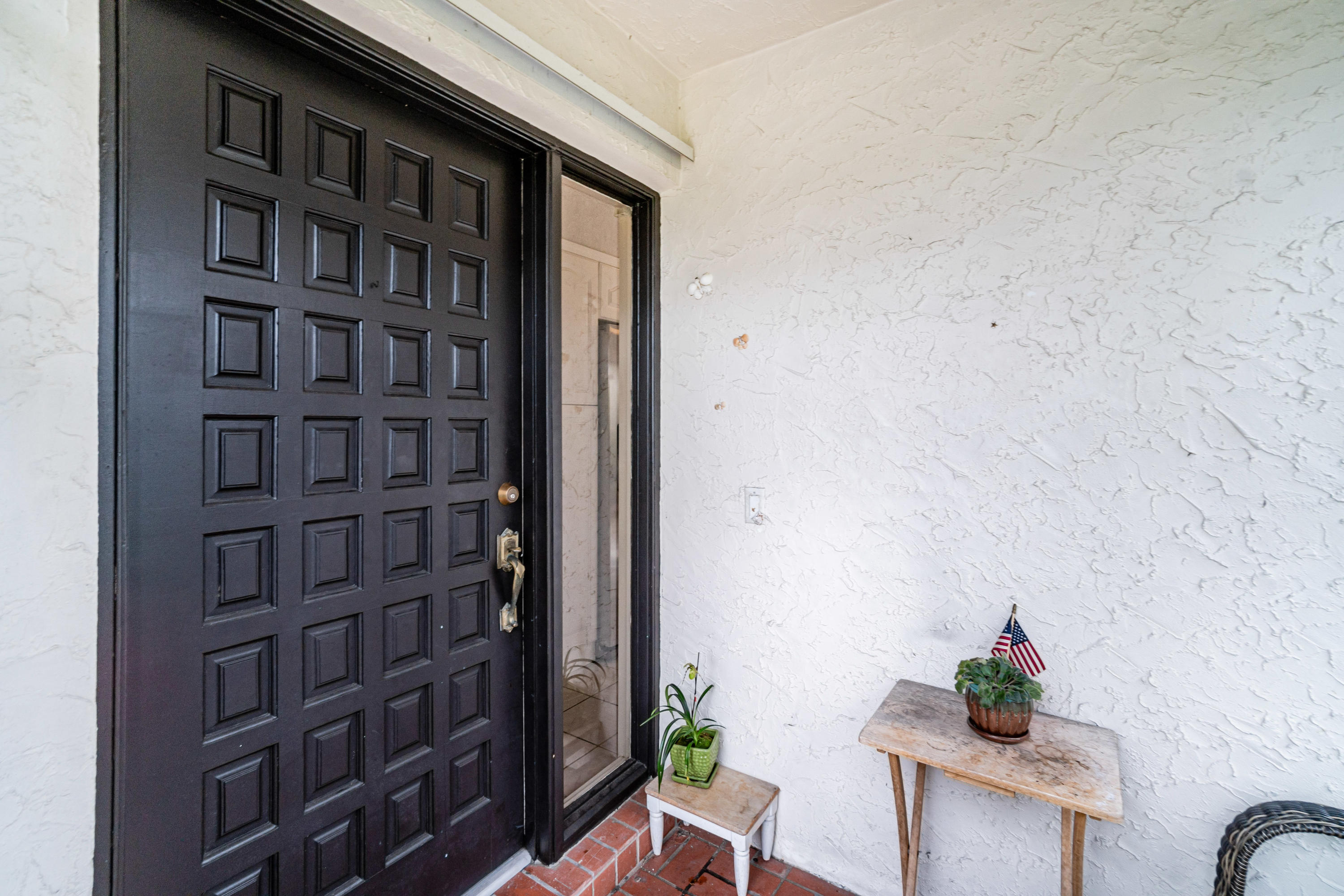 9845 Erica Court Boca Raton, FL 33496 - Photo 8 of 33 275F32A0-6B7B-4B68-977C-2CAB503F3530