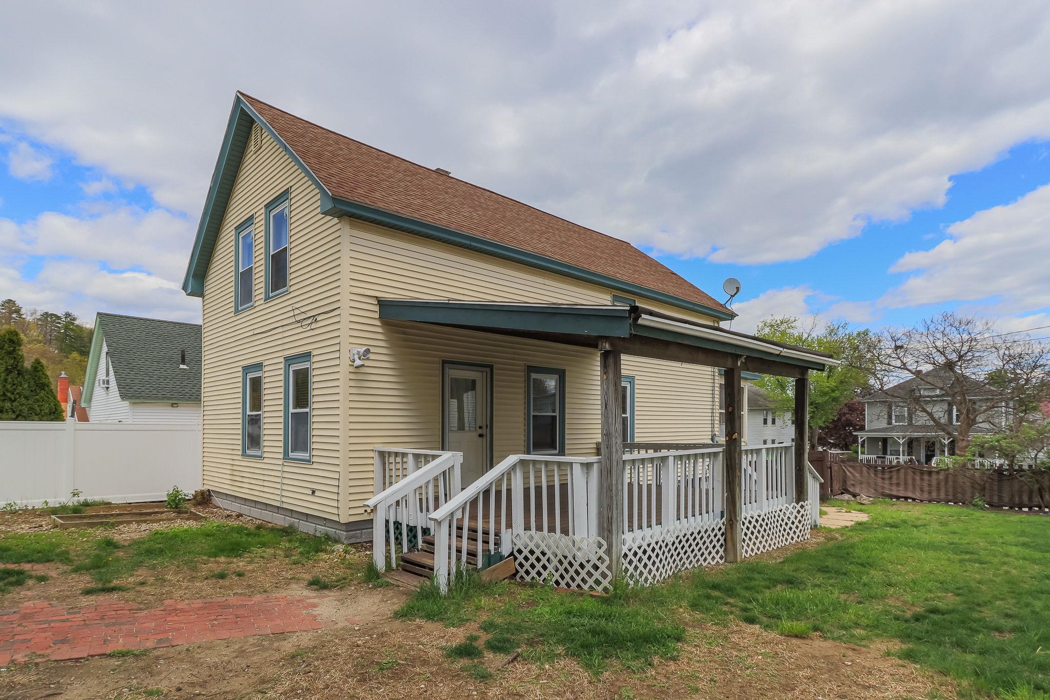222 Laval Street Manchester, NH 03102 - Photo 10 of 54