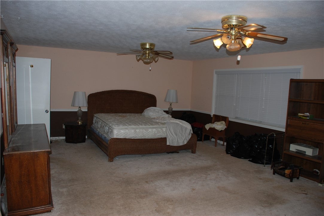 15946 Pace's Point Road Dadeville, AL 36853 - Photo 26 of 33 Primary Bedroom