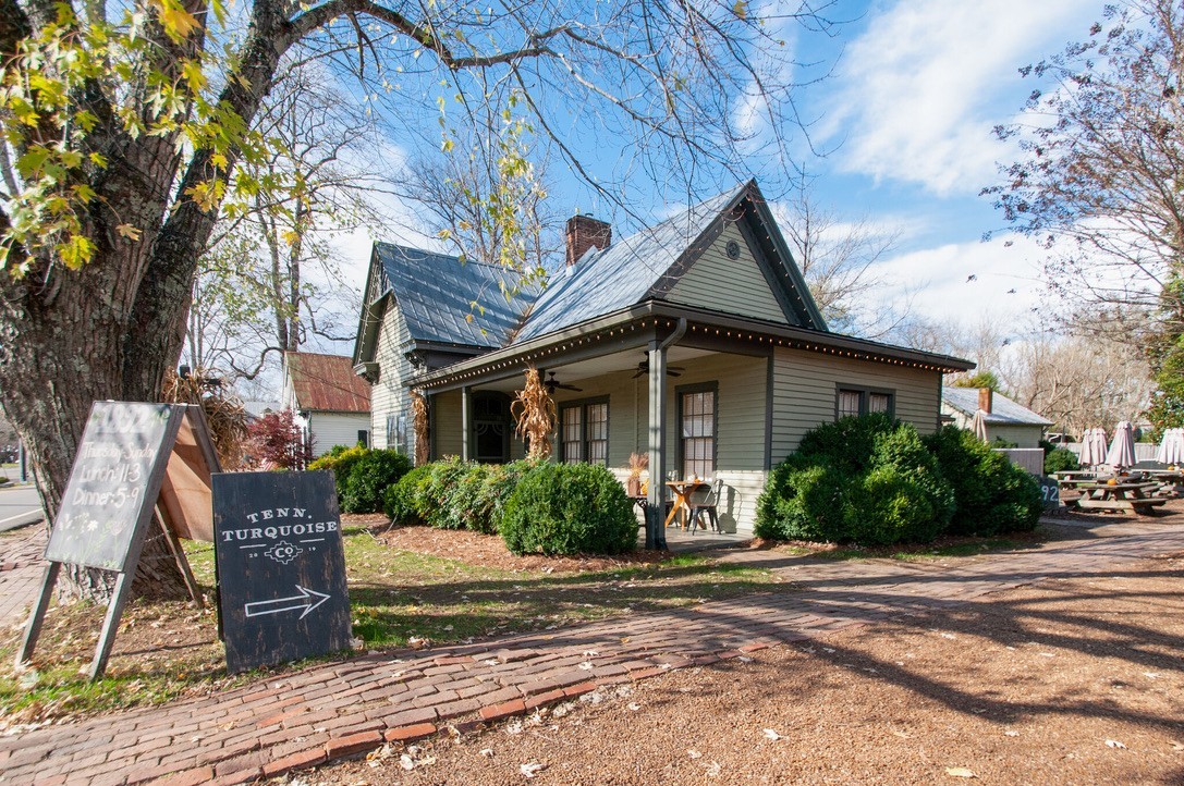 5570 Pinewood Road Franklin, TN 37064 - Photo 50 of 53 a front view of a house with a yard