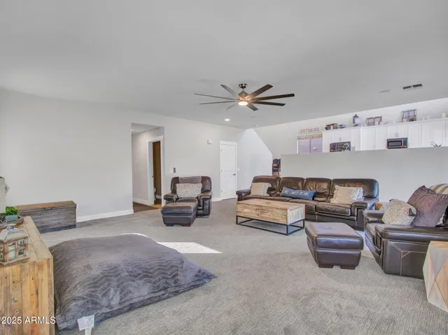 $3,800 | 4326 West Kenai Drive, New River, AZ 85087