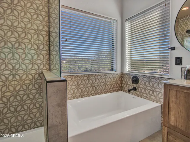 $3,800 | 4326 West Kenai Drive, New River, AZ 85087