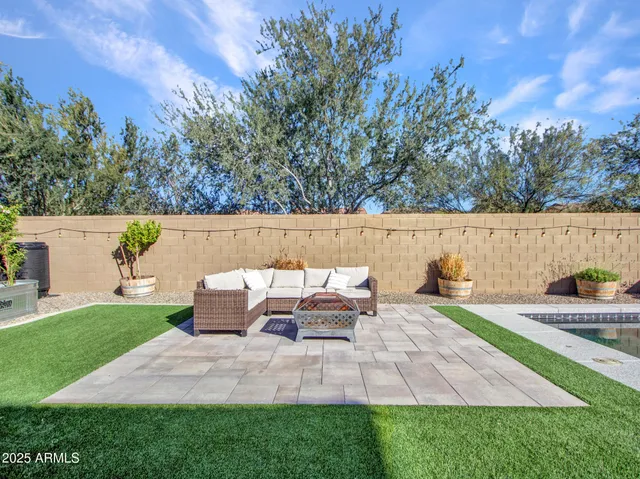 $3,800 | 4326 West Kenai Drive, New River, AZ 85087