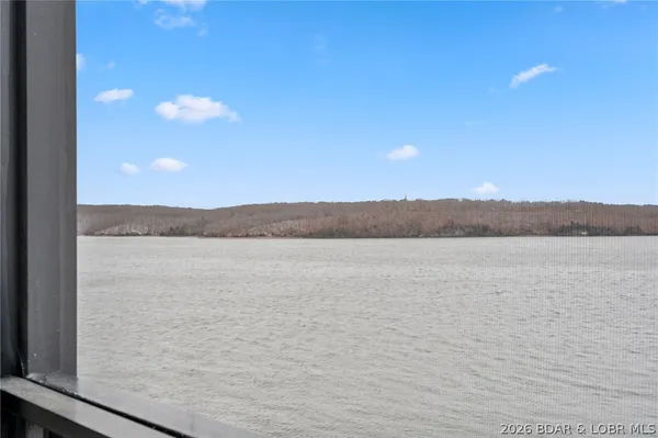 $540,000 | 4910 Worldmark Drive, Unit 2B, Osage Beach, MO 65065