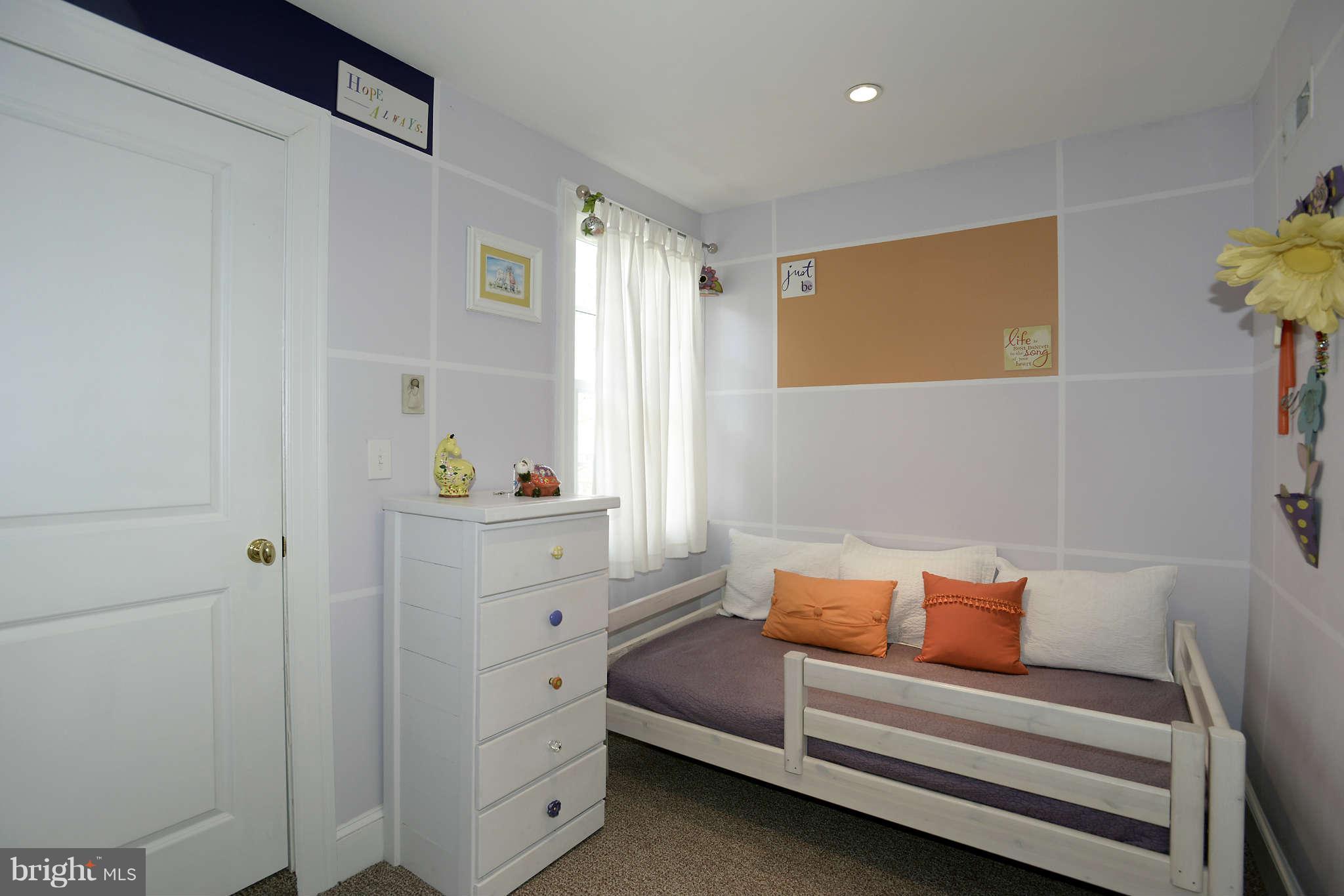 5619 Greentree Road Bethesda, MD 20817 - Photo 16 of 22 Bedroom #3