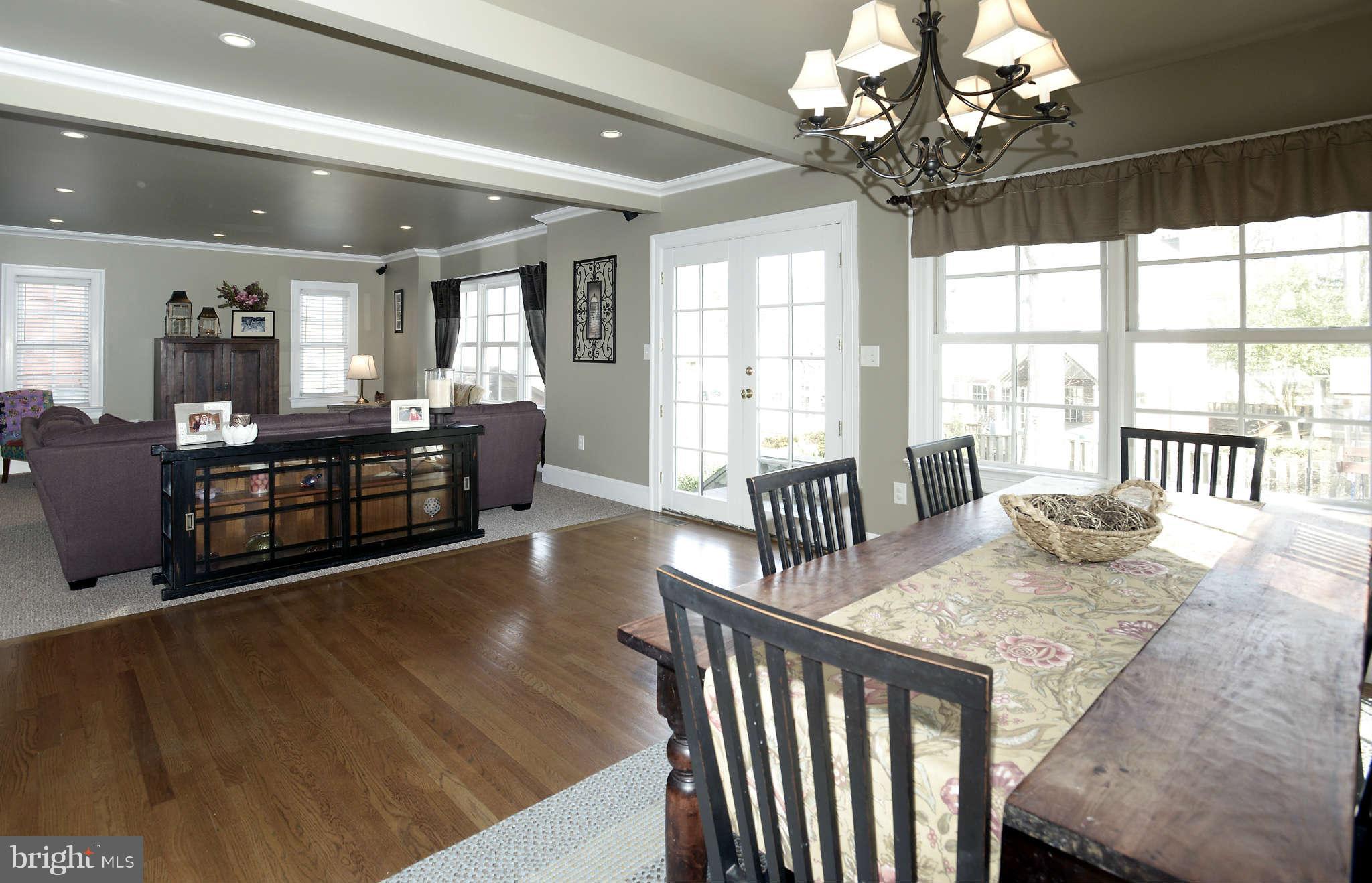 5619 Greentree Road Bethesda, MD 20817 - Photo 8 of 22 Breakfast Rooms opens to Family Room