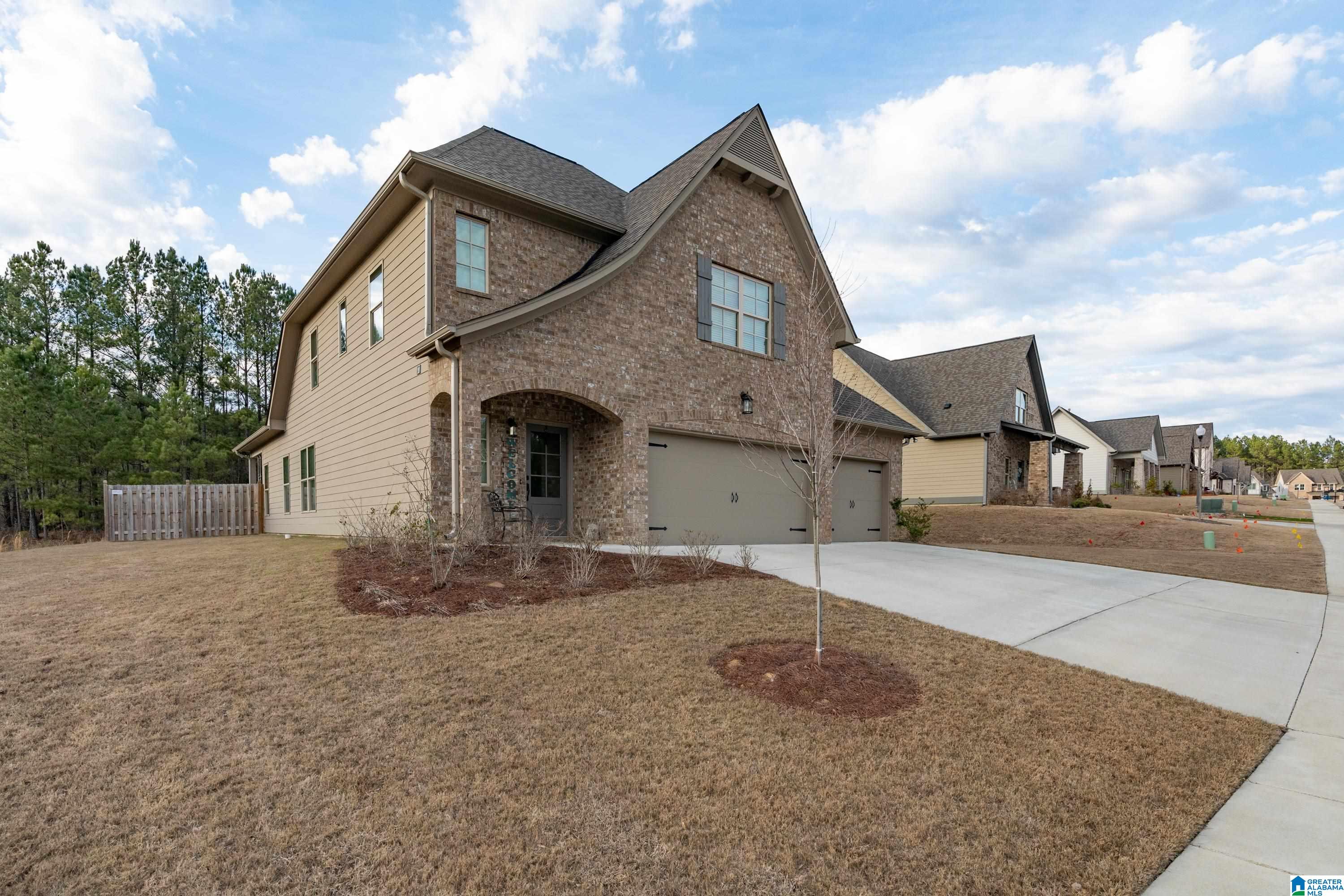 423 Hamilton Place Chelsea, AL 35043 - Photo 3 of 33