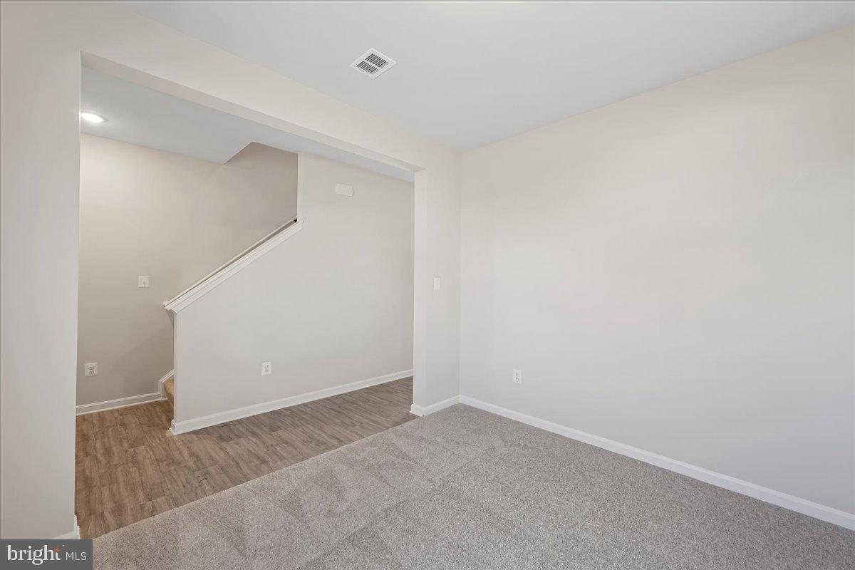 201 Whimbrel Road Hedgesville, WV 25427 - Photo 15 of 29 Similar Foyer