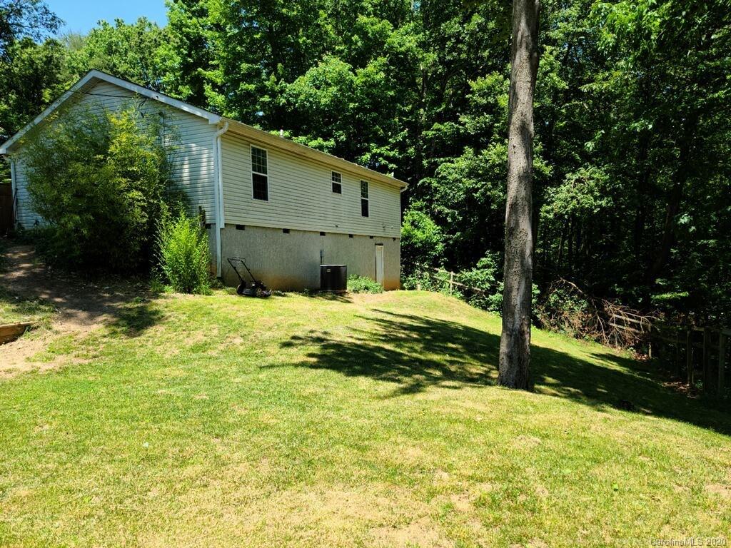 128 Red Road, Unit 25 & 26 Swannanoa, NC 28778 - Photo 22 of 28 Gallery Image 22