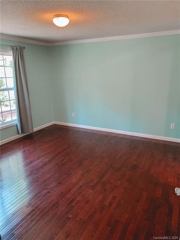 128 Red Road, Unit 25 & 26 Swannanoa, NC 28778 - Photo 6 of 28 Gallery Image 6