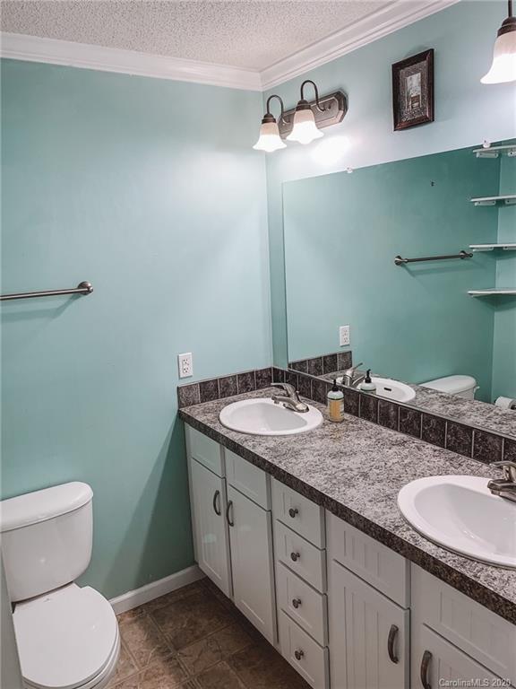 128 Red Road, Unit 25 & 26 Swannanoa, NC 28778 - Photo 8 of 28 Gallery Image 8