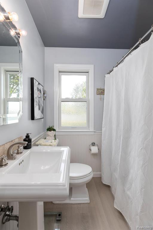 4014 Durham Road Royal Oak, MI 48073 - Photo 18 of 29