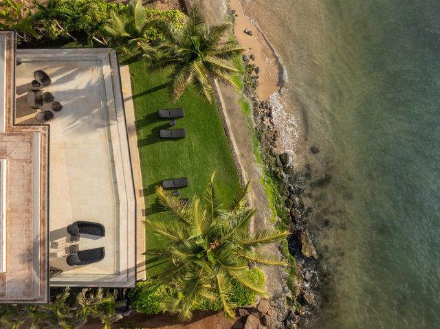 a view of outdoor space and garden