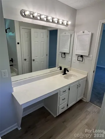 $2,100 | 5637 Hedgecrest Place, Charlotte, NC 28269