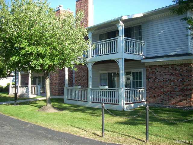 1125 Youngs Road, Unit G Amherst, NY 14221 - Photo 1 of 1 Exterior Front
