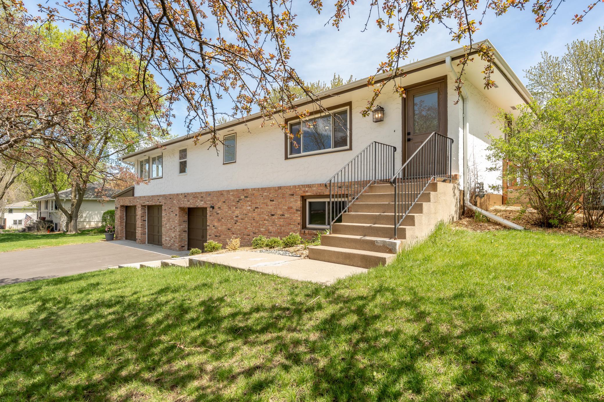 6770 Yucca Lane North Maple Grove, MN 55311 - Photo 1 of 33
