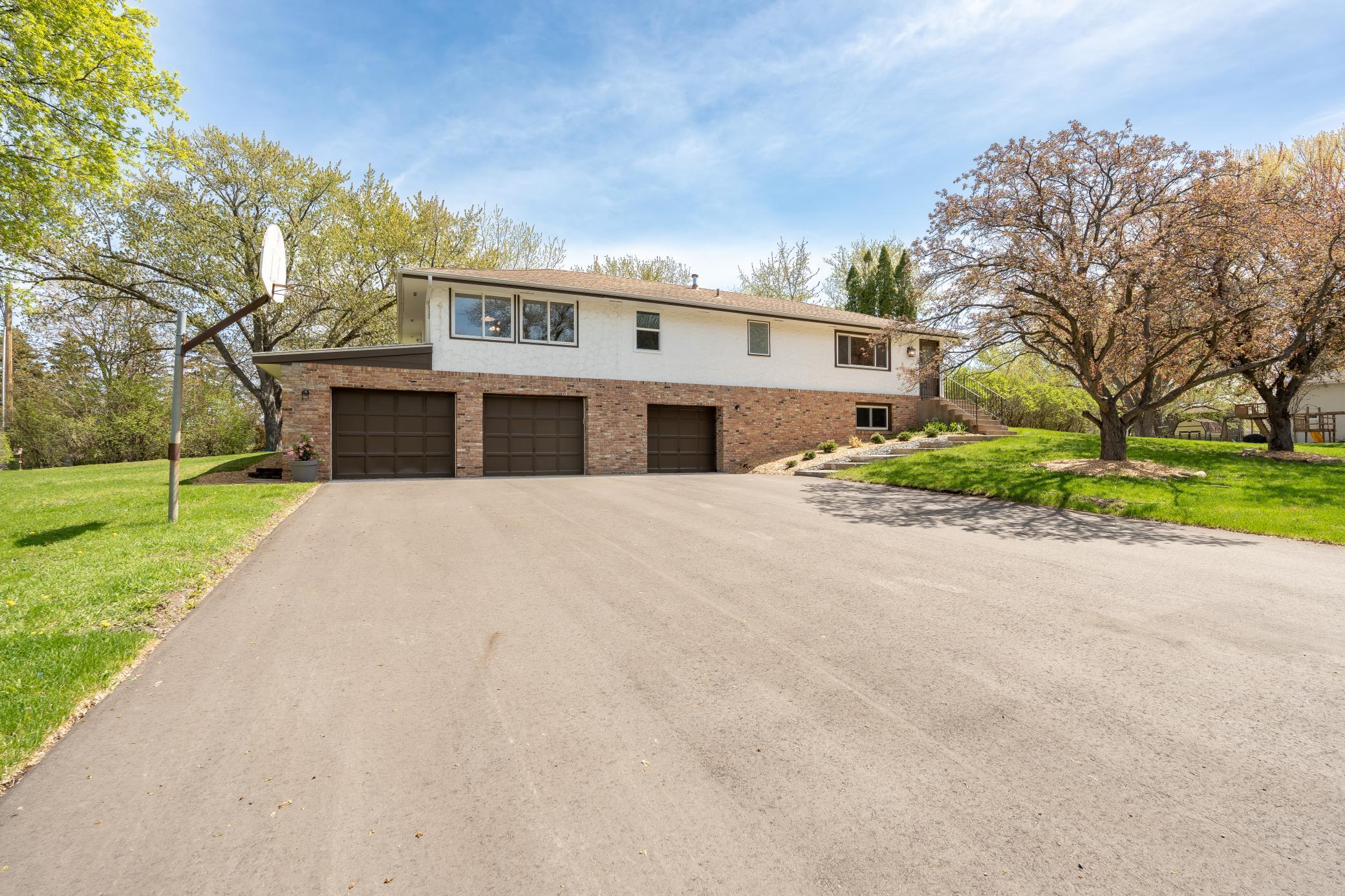 6770 Yucca Lane North Maple Grove, MN 55311 - Photo 3 of 33