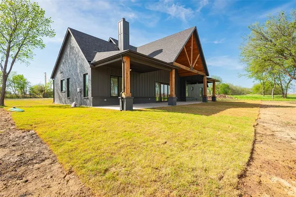 $585,000 | 4863 County Road 1098, Celeste, TX 75423