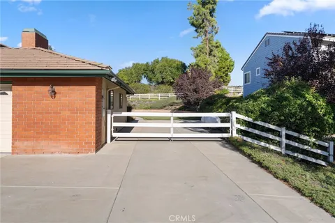 $1,275,000 | 40498 Calle Madero, Temecula, CA 92591