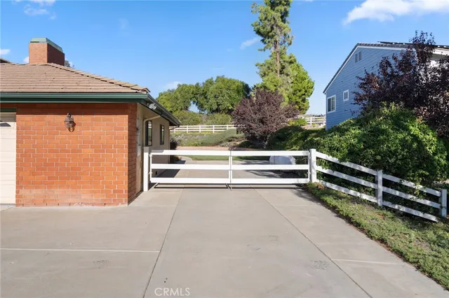 $1,275,000 | 40498 Calle Madero, Temecula, CA 92591