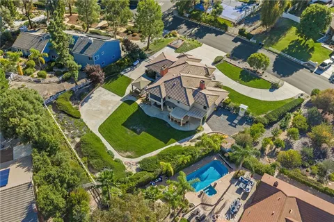 $1,275,000 | 40498 Calle Madero, Temecula, CA 92591