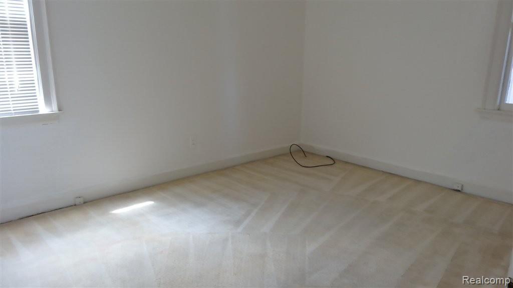 1824 Hampton Road Grosse Pointe, MI 48236 - Photo 7 of 13 DSC00704.JPG
