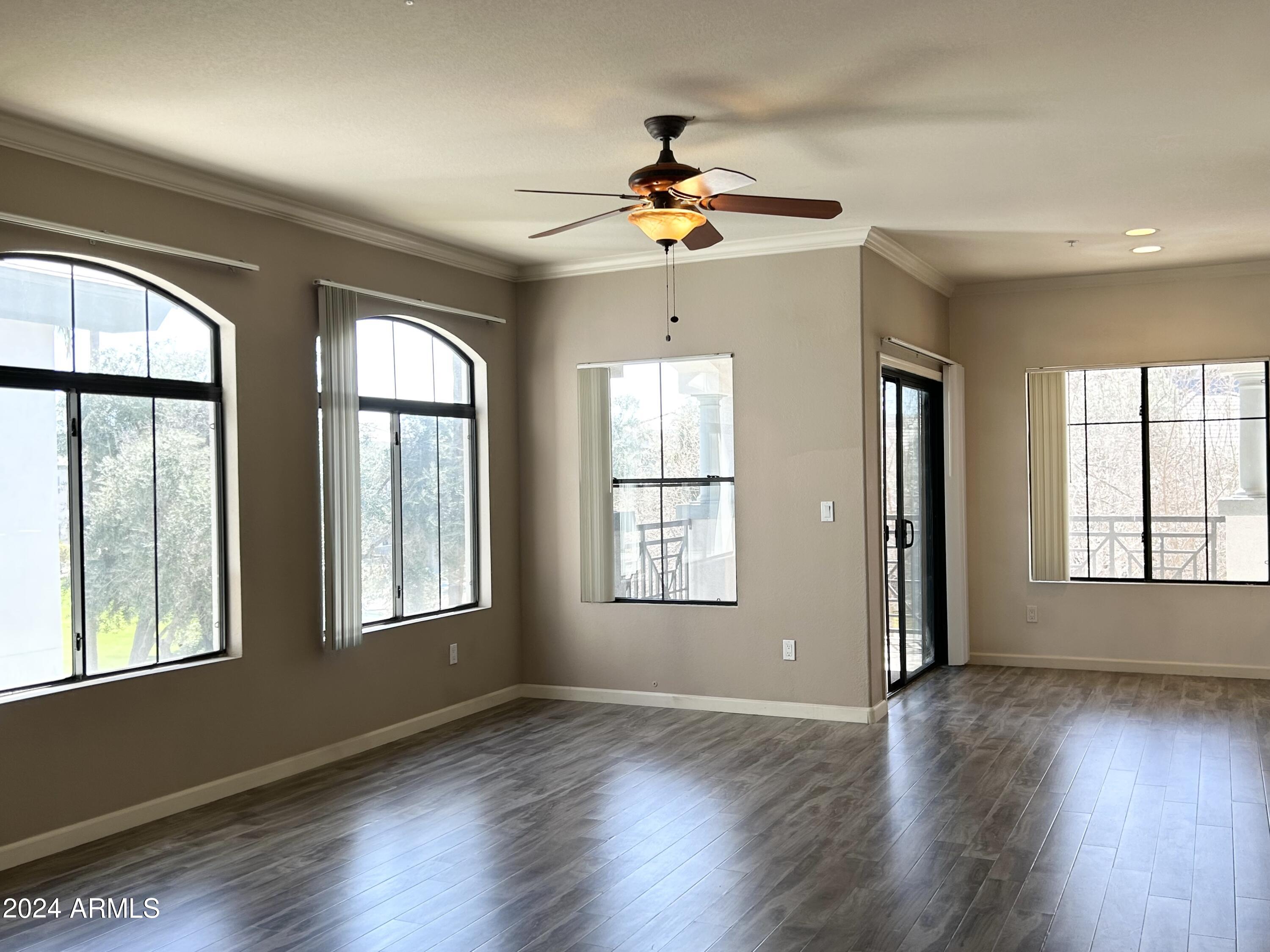 295 North Rural Road, Unit 242 Chandler, AZ 85226 - Photo 4 of 21 LivingRoom2