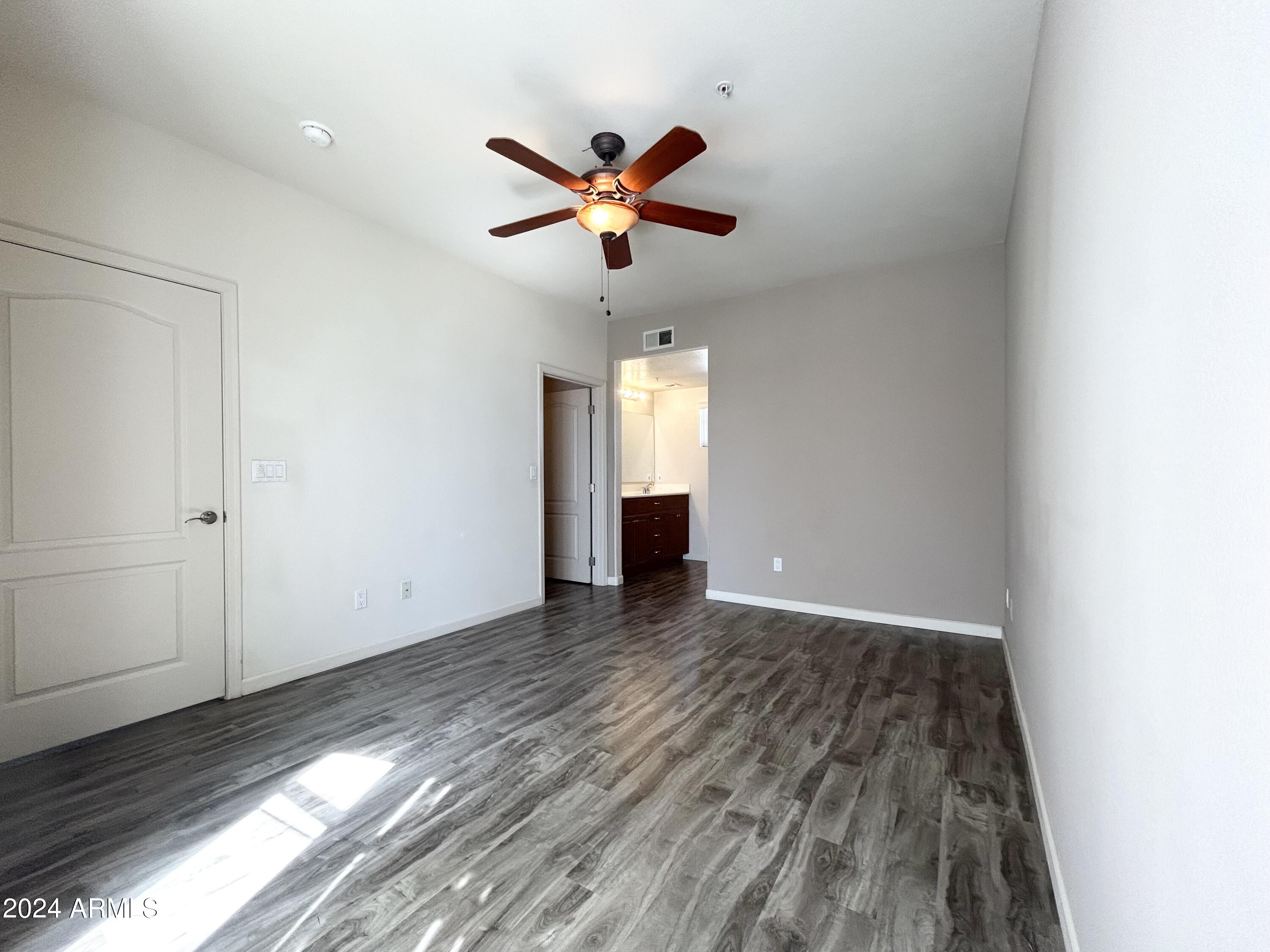 295 North Rural Road, Unit 242 Chandler, AZ 85226 - Photo 8 of 21 MasterBed
